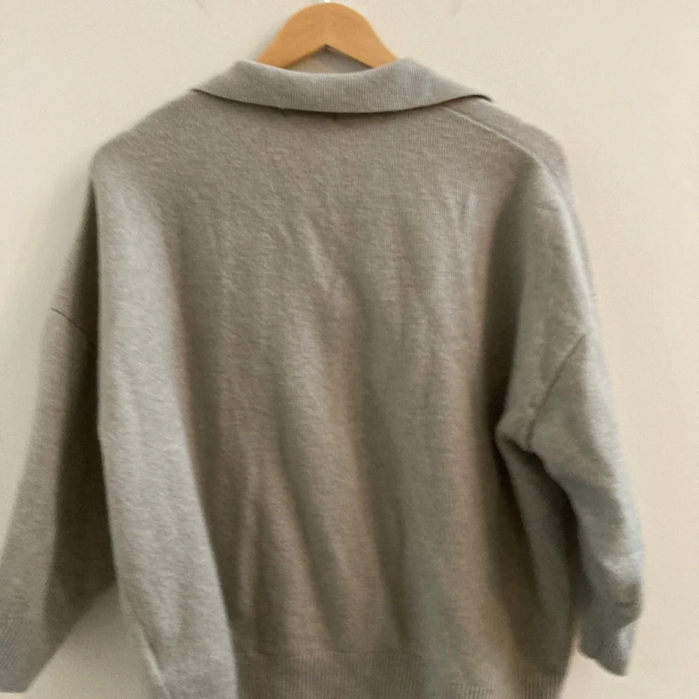 H&M collared sweater - Picture 6 of 6